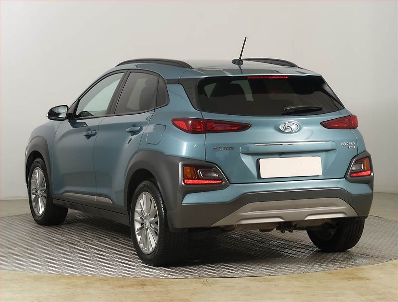 Hyundai Kona (2019) 1.6 T-GDI - fotka 4 z 23