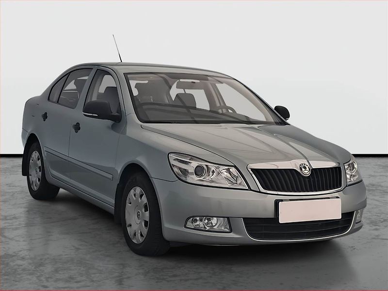 Škoda Octavia (2010) 1.6 TDI, Park. senzory - fotka 1 z 15