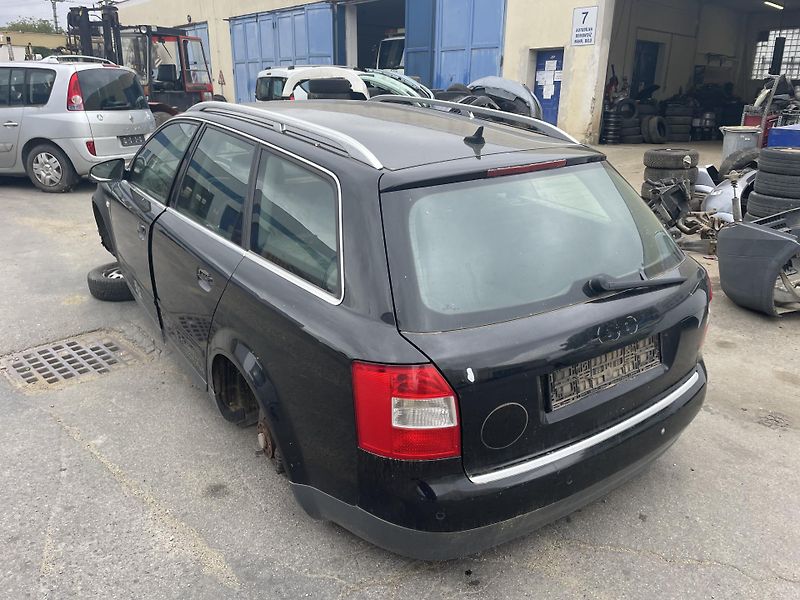 Audi A4 Avant 2.5 TDI 120Kw NÁHRADNÍ DÍLY - fotka 2 z 8