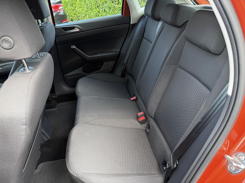 Volkswagen Polo (2018) 1.0 tsi 85 kw  - fotka 10 z 17