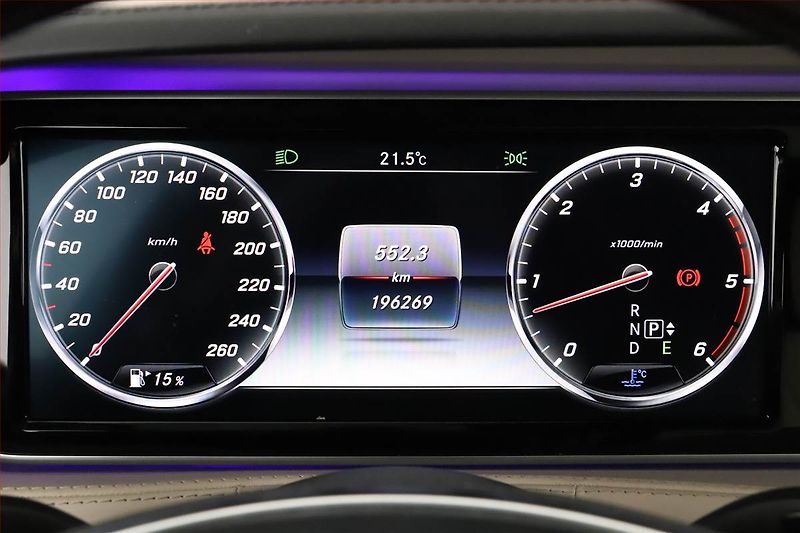Mercedes-Benz Třídy S (2016) S 350 d 4MATIC - fotka 8 z 31