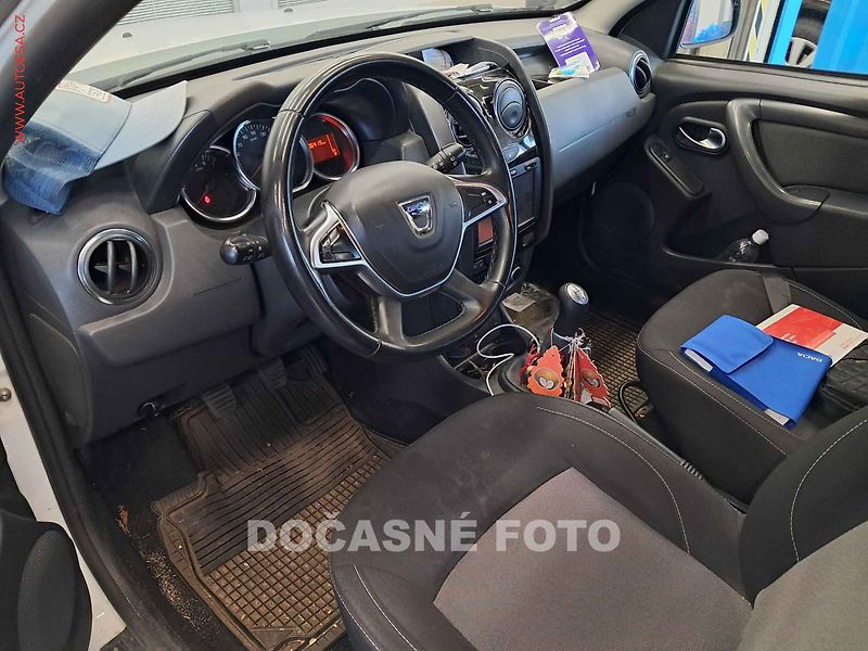 Dacia Duster (2017) 1.6 i, STK4/28 - fotka 3 z 3