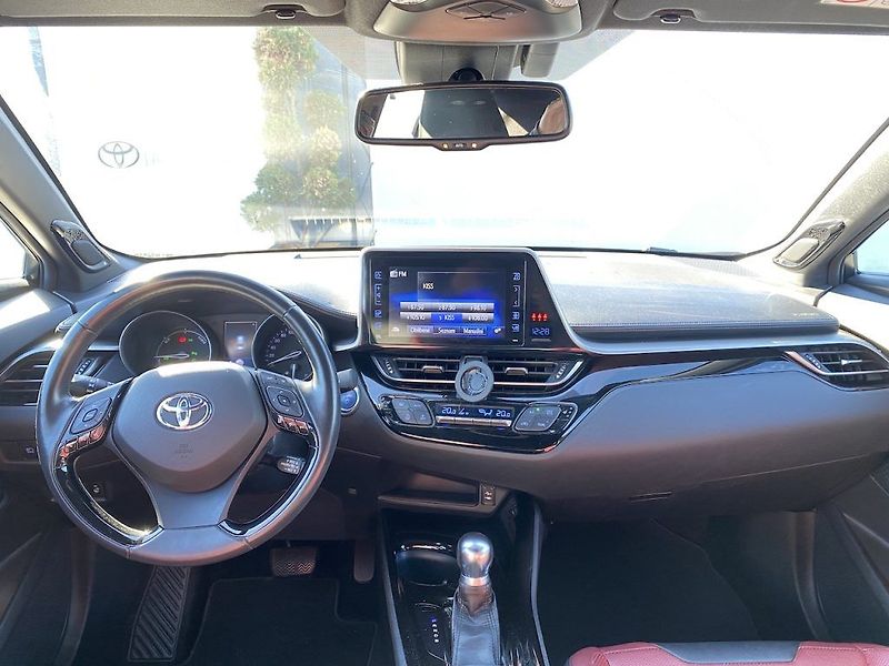 Toyota C-HR 1.8HSD, ČR, Selection JBL - fotka 10 z 18