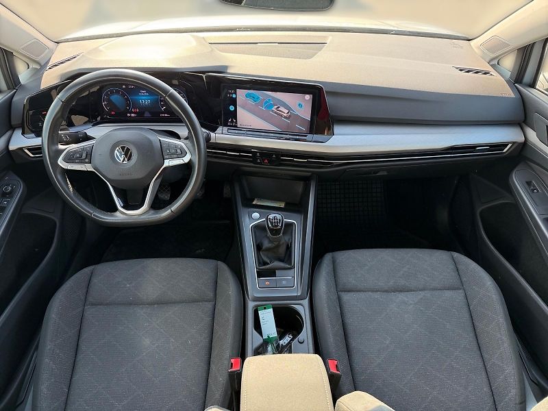 Volkswagen Golf Variant (2022) LIFE 1.0TSI 81kW CZ DPH - fotka 9 z 11