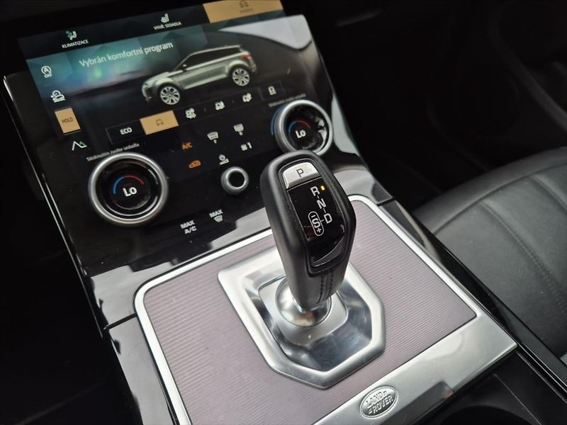 Land Rover Range Rover Evoque 2,0 D200 SE - fotka 16 z 18