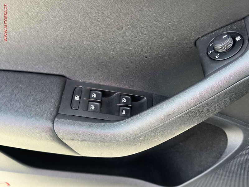 Škoda Octavia (2018) 1.5 TSi, 2.maj,ČR, Ambition - fotka 11 z 18