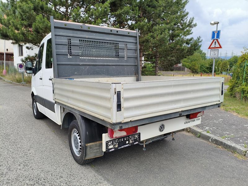 Volkswagen Crafter (2016) 2,0 TDI 80Kw 7 míst - fotka 7 z 30