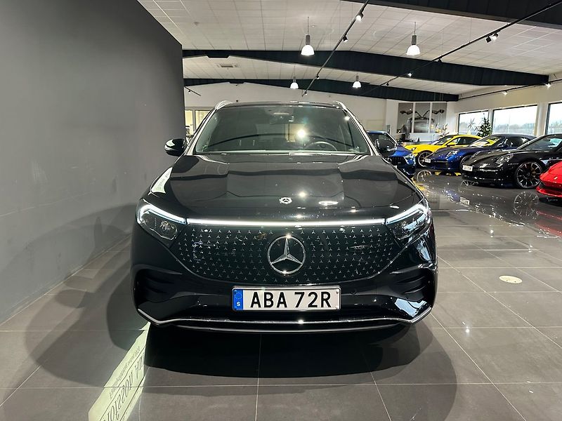 Mercedes-Benz EQA 300 4M AMG Advanced DISTRO - fotka 2 z 12