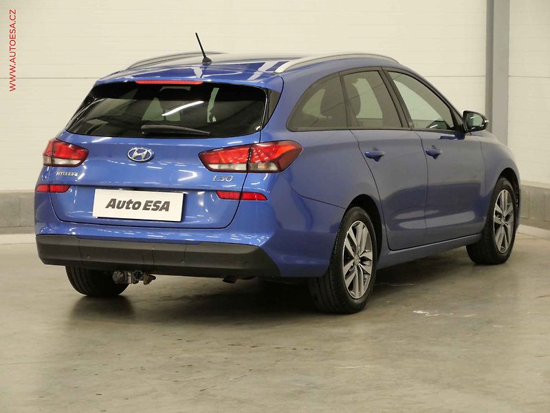 Hyundai i30 (2018) 1.4 T-GDi, ČR, TZ, ČR - fotka 4 z 22