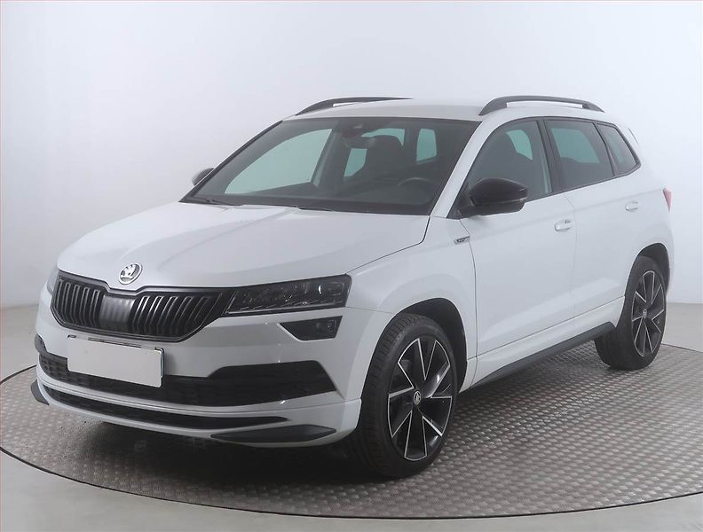 Škoda Karoq (2019) 2.0 TSI - fotka 2 z 29