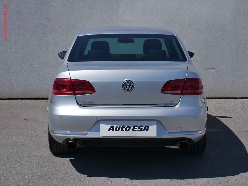 Volkswagen Passat (2012) 3.6 V6 4Motion, 1.maj,ČR - fotka 5 z 14