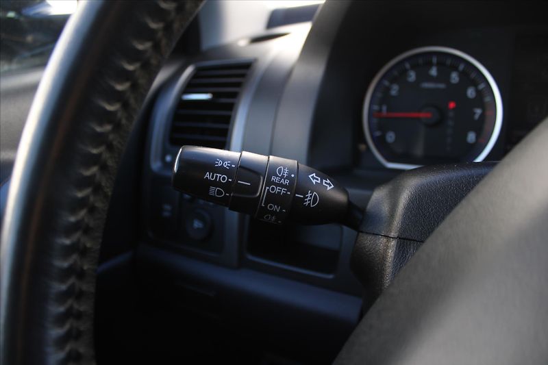 Honda CR-V 2.0i-VTEC 4x4 A/T EXECUTIVE ČR - fotka 16 z 20