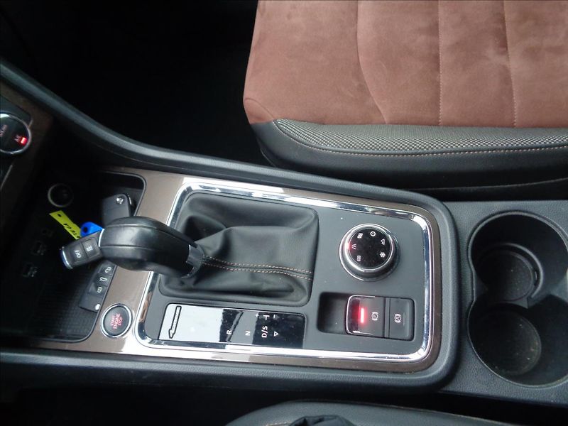Seat Ateca 2,0 - fotka 18 z 22