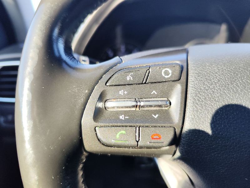 Hyundai i30 1.6 CRDI/85kW Style Navi - fotka 23 z 29