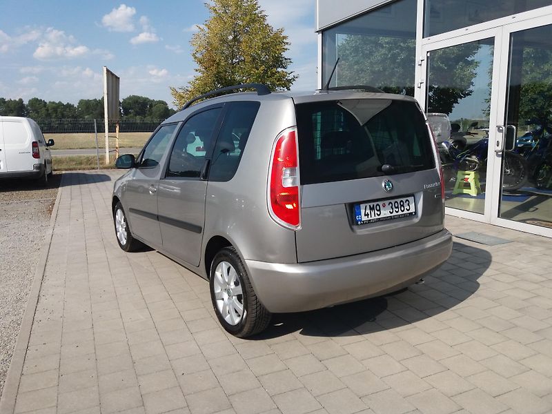 Škoda Roomster 1.2TSi,63kW,KLIMA,1.MAJITE-ČR! - fotka 6 z 25