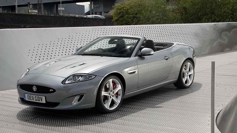 Jaguar XK.