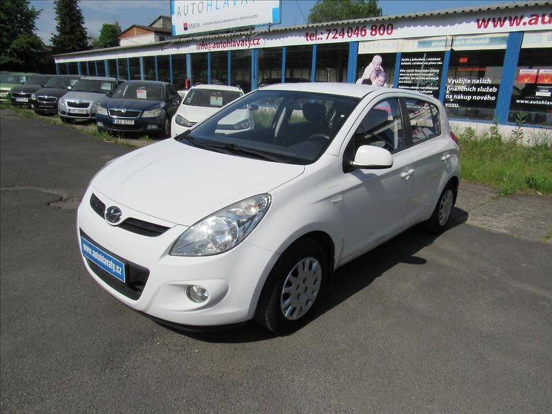 Hyundai i20 1,2 i 57kW - fotka 1 z 24