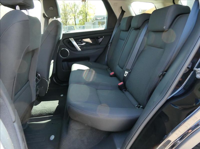 Land Rover Discovery Sport 2,0 D150,1.maj,ČR,DPH - fotka 16 z 33