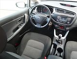 Kia Ceed (2018) 1.6 CRDi, Serv.kniha, Tempomat - náhled 7