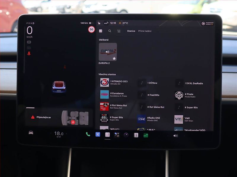 Tesla Model 3 (2019) Std Range Plus 52kWh - fotka 12 z 24