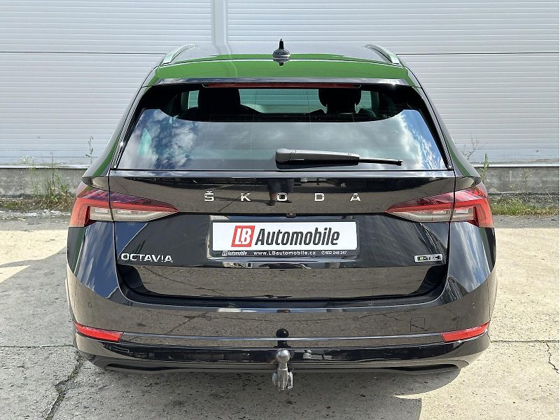 Škoda Octavia Combi 1.5TSi e-TEC M-HEV DSG S - fotka 5 z 41