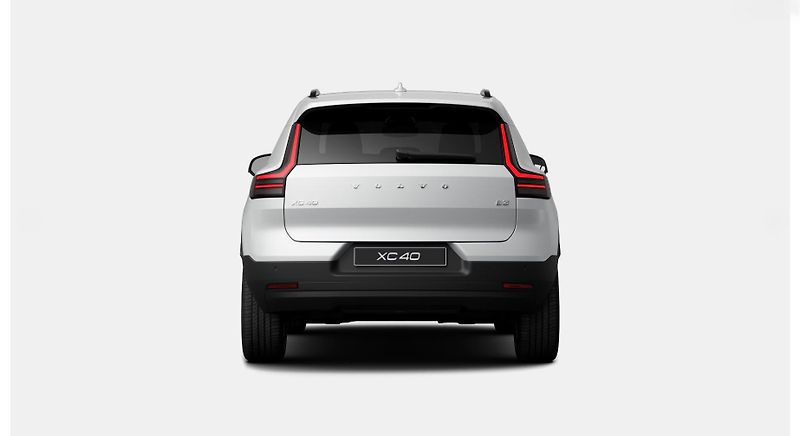 Volvo XC40 (2026) B3 PLUS AUT - fotka 4 z 13