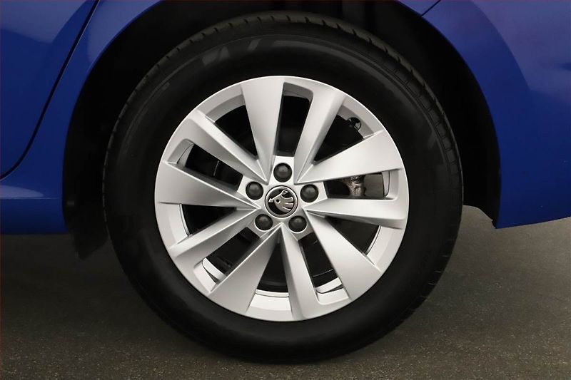 Škoda Scala (2023) Style 1.0 TSI, Automat, ČR - fotka 14 z 14