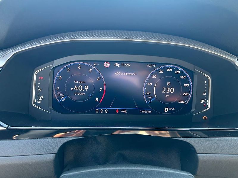 Volkswagen Arteon R-Line 6G 1,5TSI - fotka 12 z 23