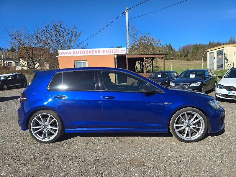 Volkswagen Golf (2014) R 2.0TSi 221KW 4 Motion - fotka 8 z 23