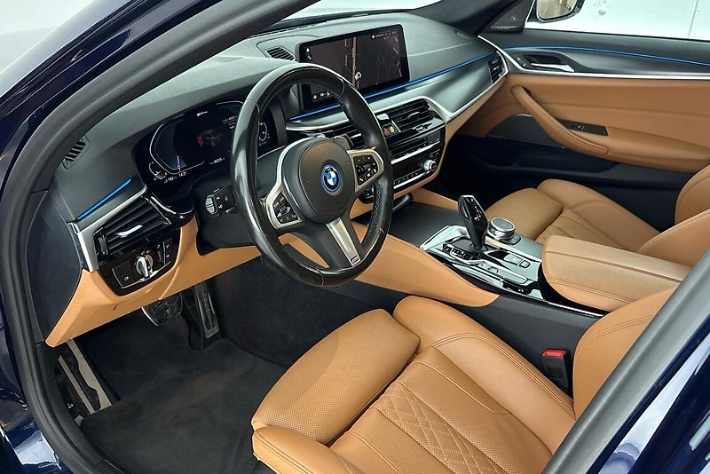 BMW Řada 5 545e xDrive - fotka 7 z 14