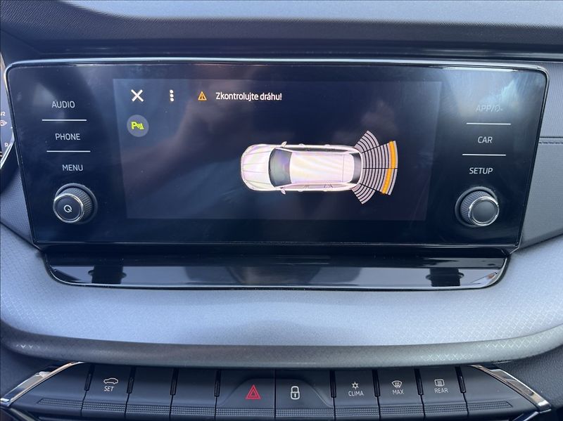 Škoda Octavia 2,0 TDI DPH 1.maj. původ ČR - fotka 45 z 50