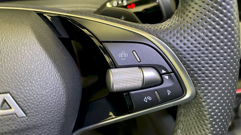 Škoda Superb (2025) Combi iV SPORTLINE 1.5 TSI 150 - fotka 24 z 35