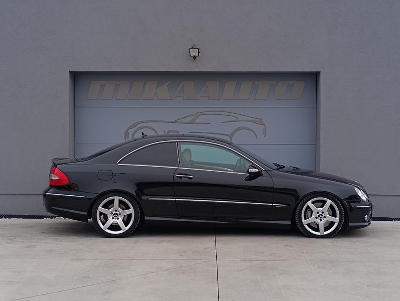 Mercedes-Benz CLK 500 5.5 V8 AMG 7G TRONIC TOP - fotka 4 z 35