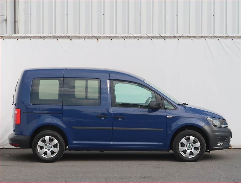 Volkswagen Caddy (2016) 2.0 TDI, 5Míst, ČR - fotka 6 z 18