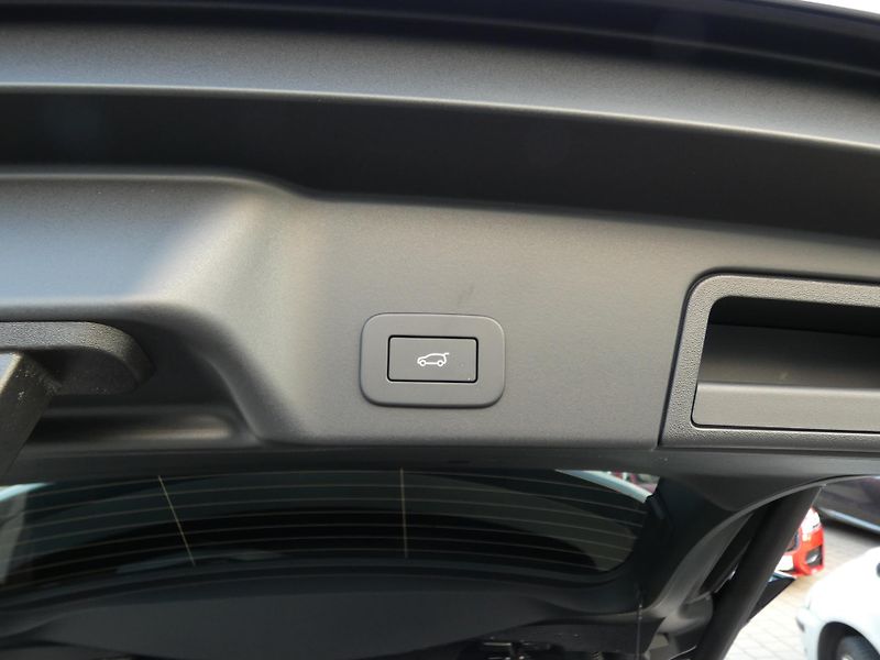 Land Rover Range Rover Evoque (2026) S D165 AWD automat    - fotka 41 z 43