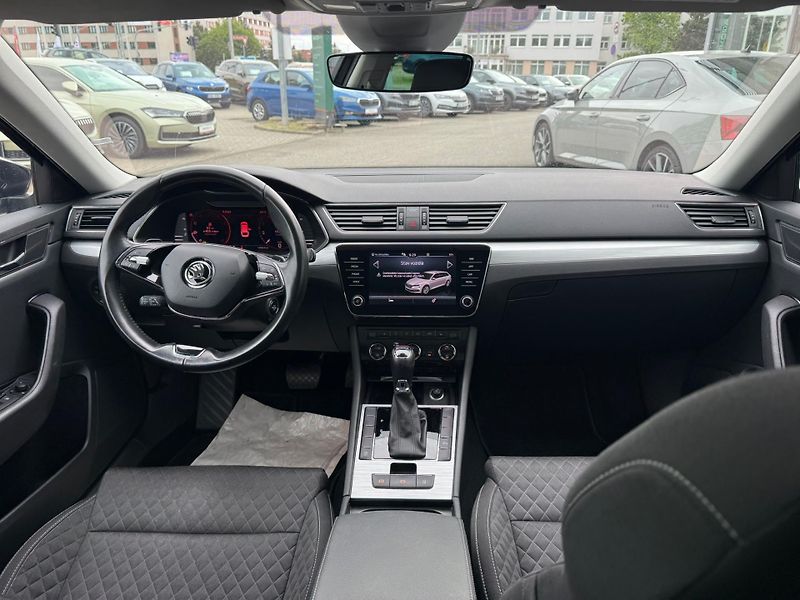 Škoda Superb Ambition 2.0 TDI 110kw DSG Com - fotka 5 z 24