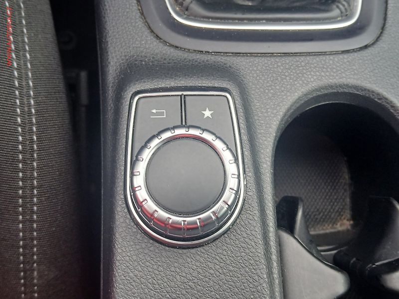 Mercedes-Benz Třídy B (2016) 1.6i B180, ČR, AC, výhřev sed - fotka 17 z 20