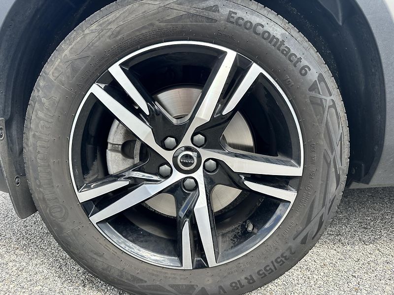 Volvo XC40 původ ČR - fotka 11 z 18
