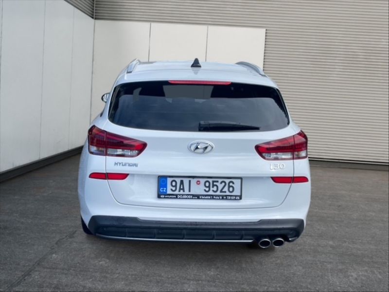 Hyundai i30 1,5 T-GDI N Line - fotka 5 z 11