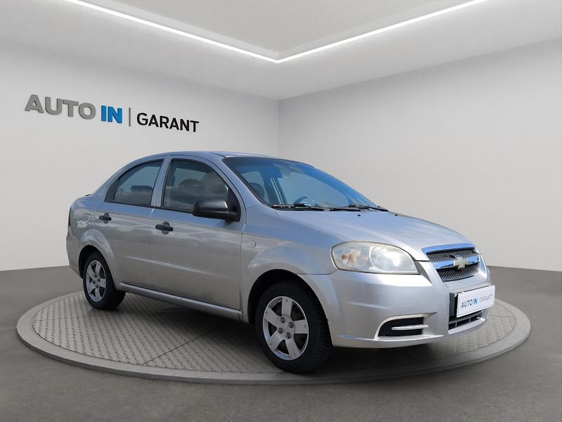 Chevrolet Aveo (2008) Sedan 1.2i 53kW - fotka 3 z 19