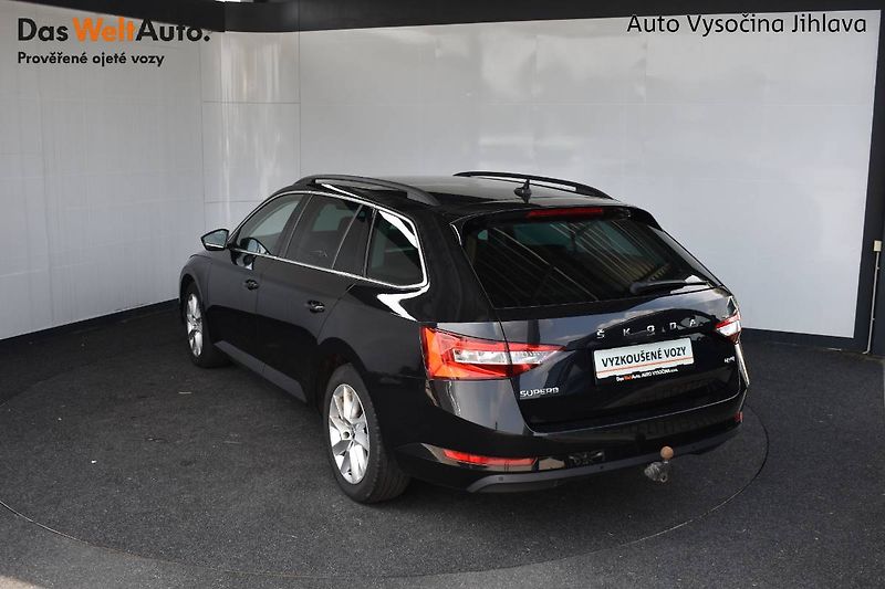 Škoda Superb (2023) 2.0TDI 147kW DSG 4x4,tažné - fotka 8 z 25