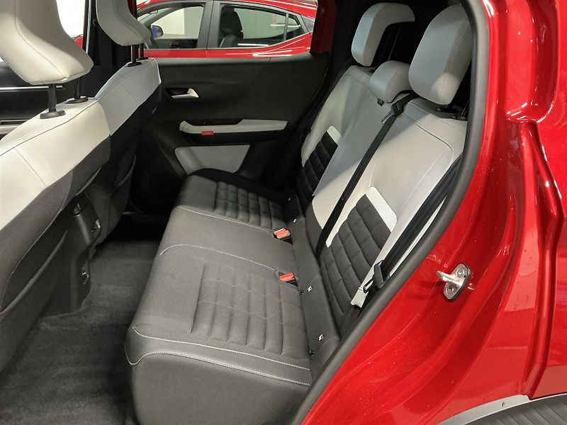 Citroën ë-C3 Aircross 44kWh Plus Carplay Kamera - fotka 9 z 18
