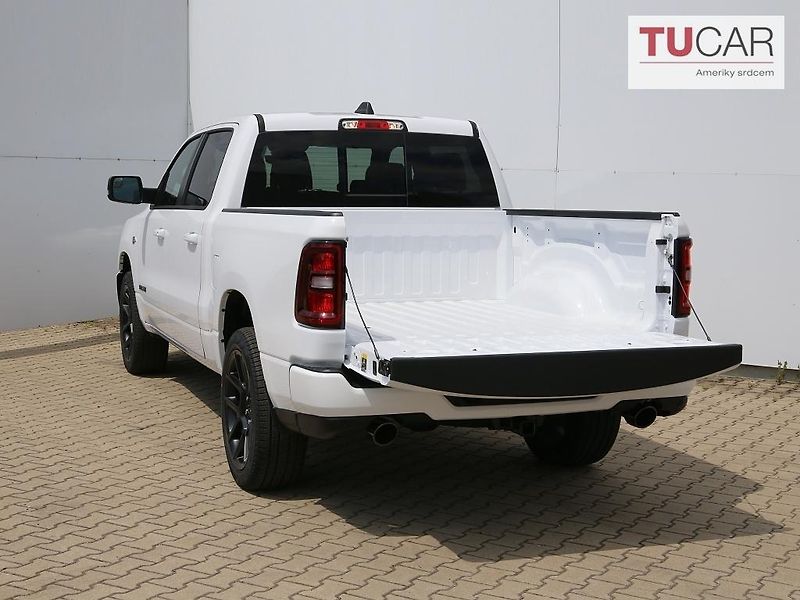 RAM 1500 (2026) Laramie 5.7V8 HEMI 2026  - fotka 5 z 43