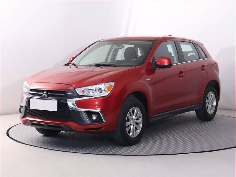 Mitsubishi ASX (2019) 1.6 MIVEC, Serv.kniha - fotka 2 z 17
