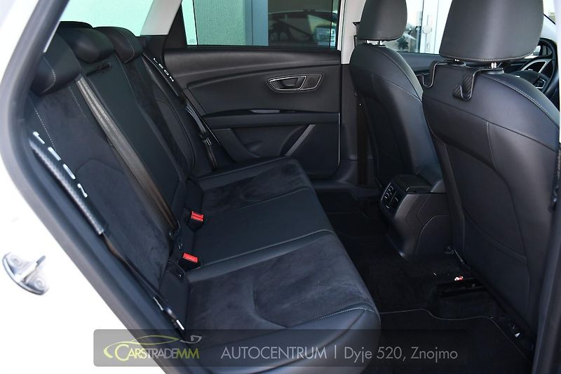 Seat Leon 1.8TSi Xcellence LED - fotka 20 z 57