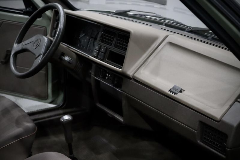 Škoda Favorit (1988) 1.3 46 kW 136 L  - fotka 18 z 47