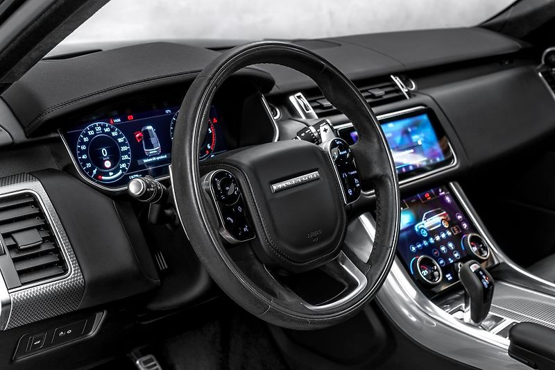 Land Rover Range Rover Sport HST - fotka 19 z 27