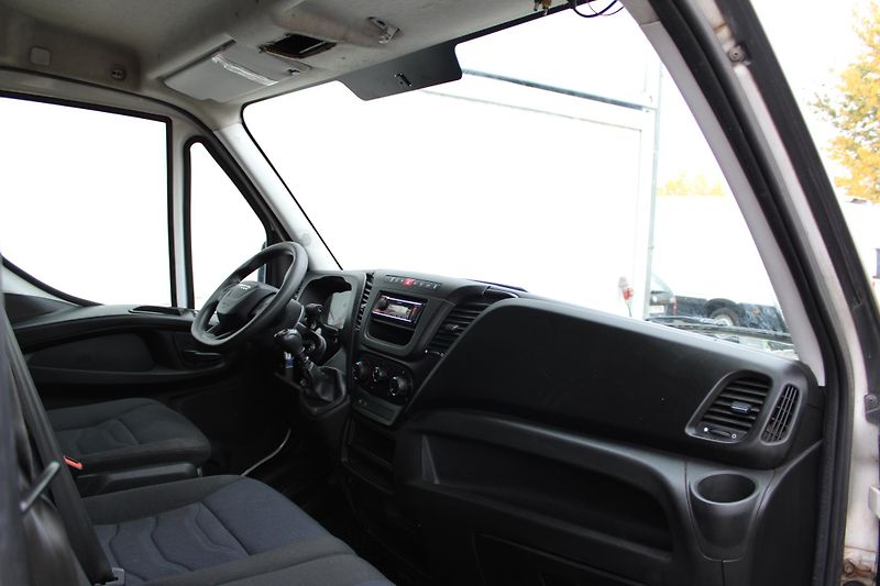 Iveco Daily 35S160 2,3 Maxi+klima+měchy  - fotka 10 z 20