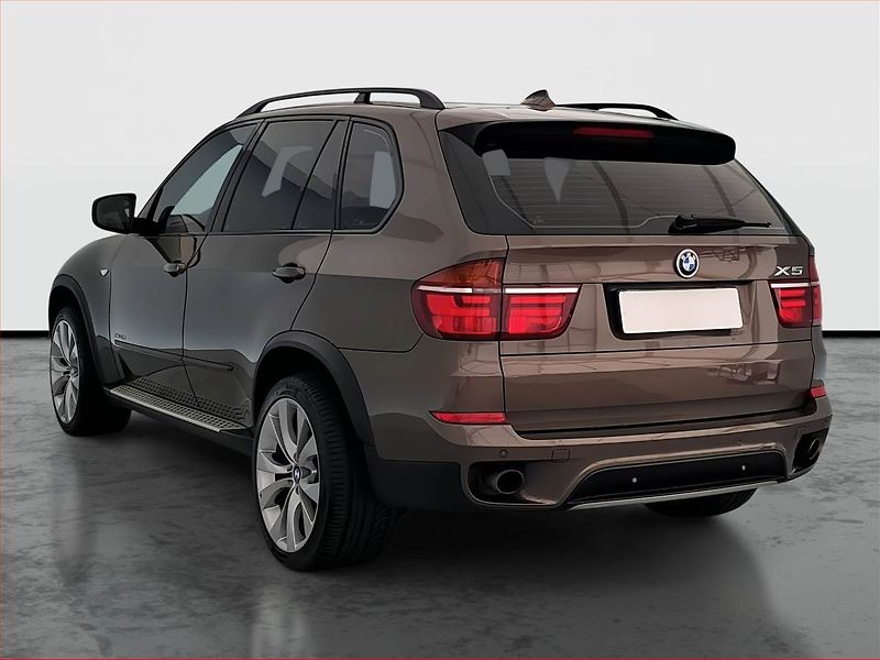 BMW X5 (2012) xDrive40d, 4X4, Automat, Kůže - fotka 4 z 22
