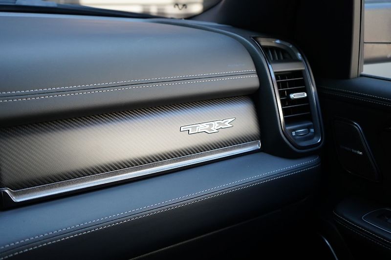 RAM 1500 TRX, Equipment Level 2, Harman - fotka 61 z 62